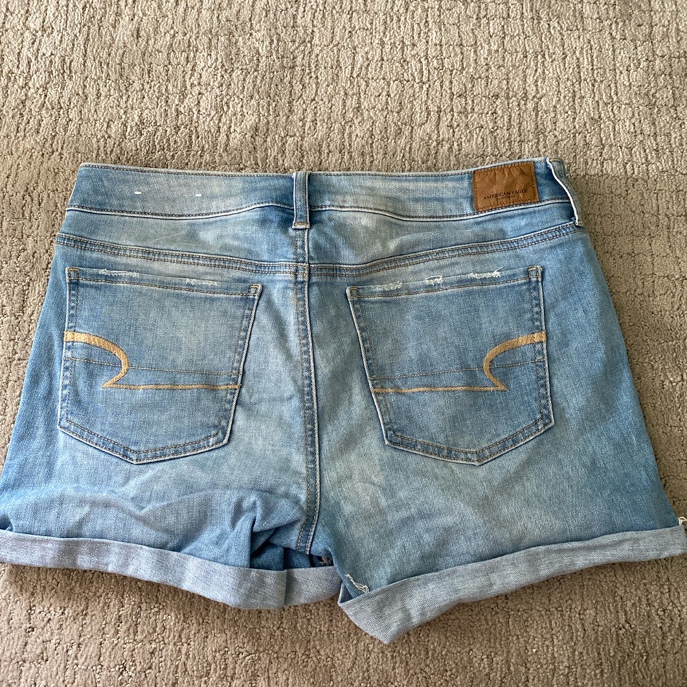 đź”…size 10 AE denim shortsđź”… - Picture 2 of 3